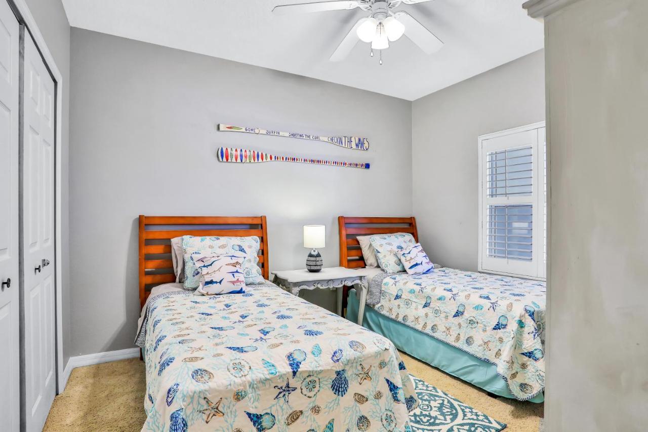 Oceanwalk Condos Bethune Beach Dış mekan fotoğraf