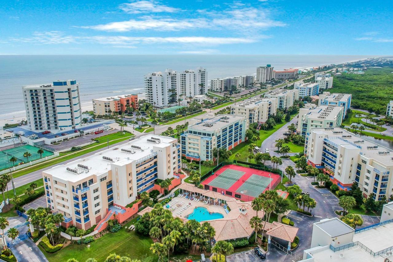 Oceanwalk Condos Bethune Beach Dış mekan fotoğraf