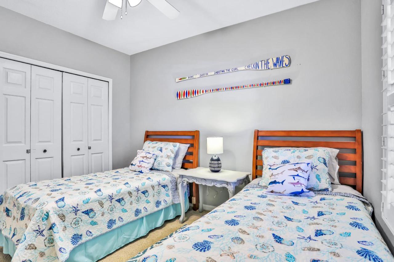 Oceanwalk Condos Bethune Beach Dış mekan fotoğraf