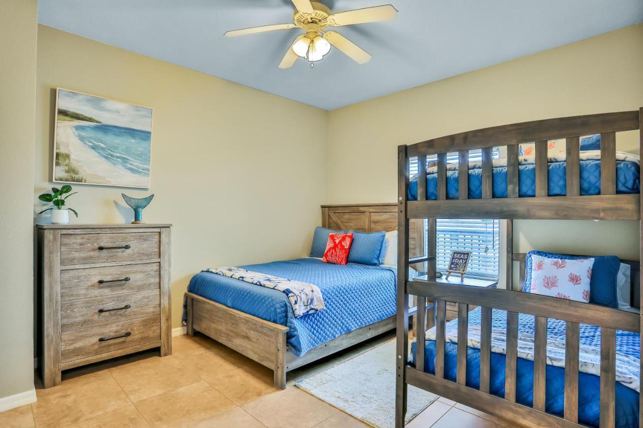 Oceanwalk Condos Bethune Beach Dış mekan fotoğraf
