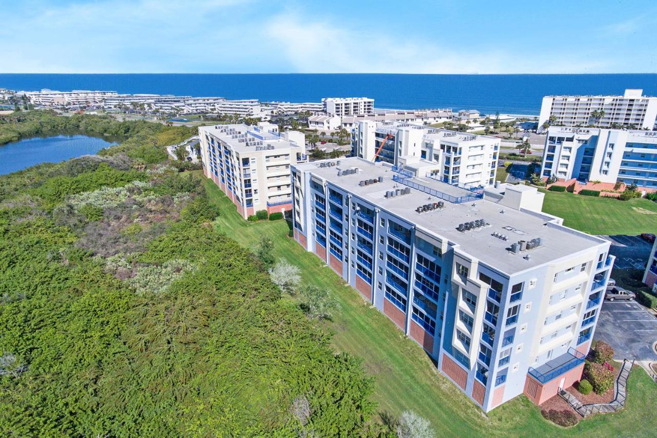 Oceanwalk Condos Bethune Beach Dış mekan fotoğraf