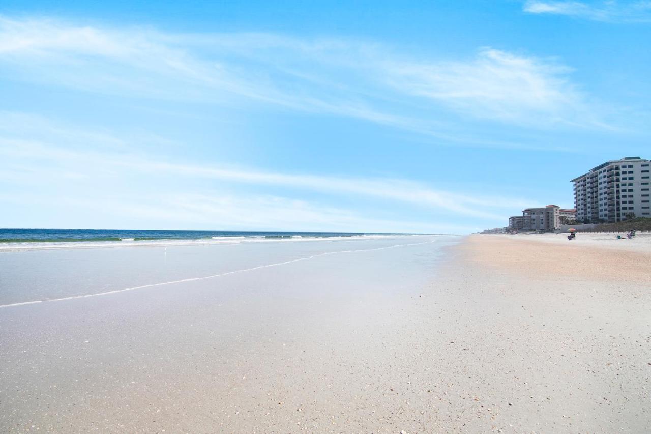Oceanwalk Condos Bethune Beach Dış mekan fotoğraf
